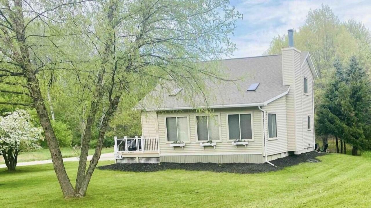Photo of Outdoor in Canadian Lakes
