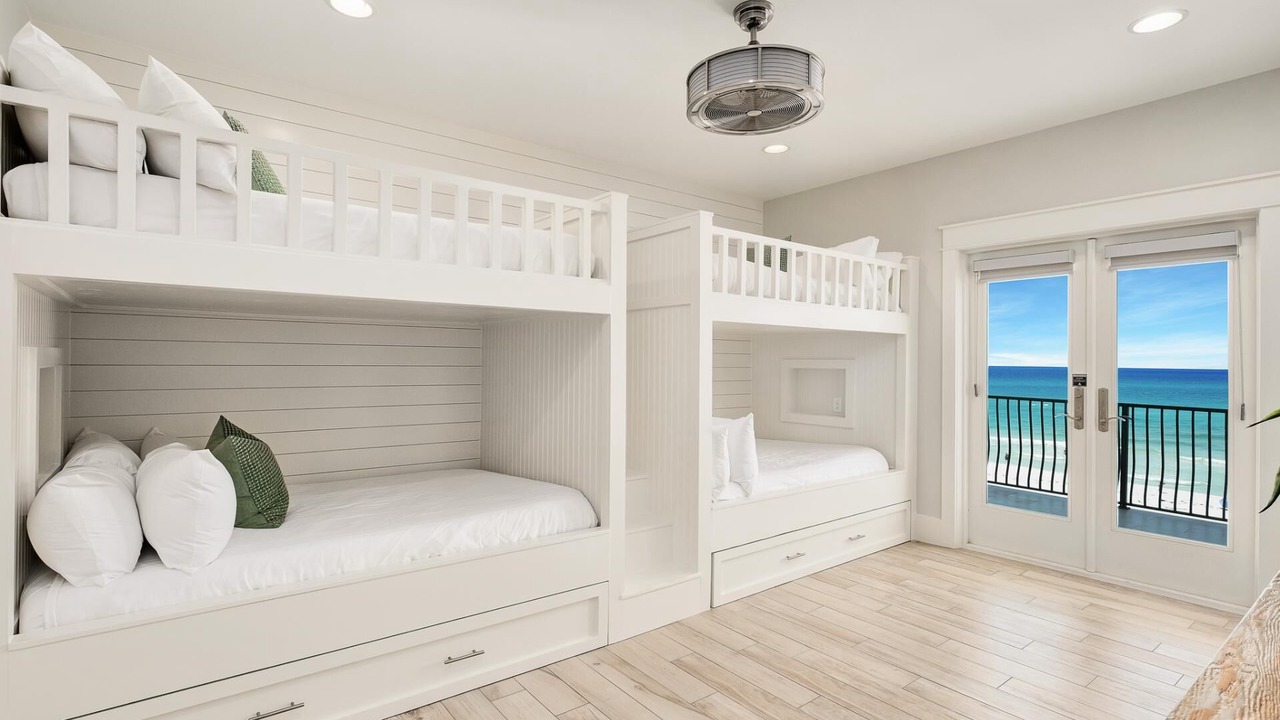 Photo of Bedroom in Tang-O-Mar