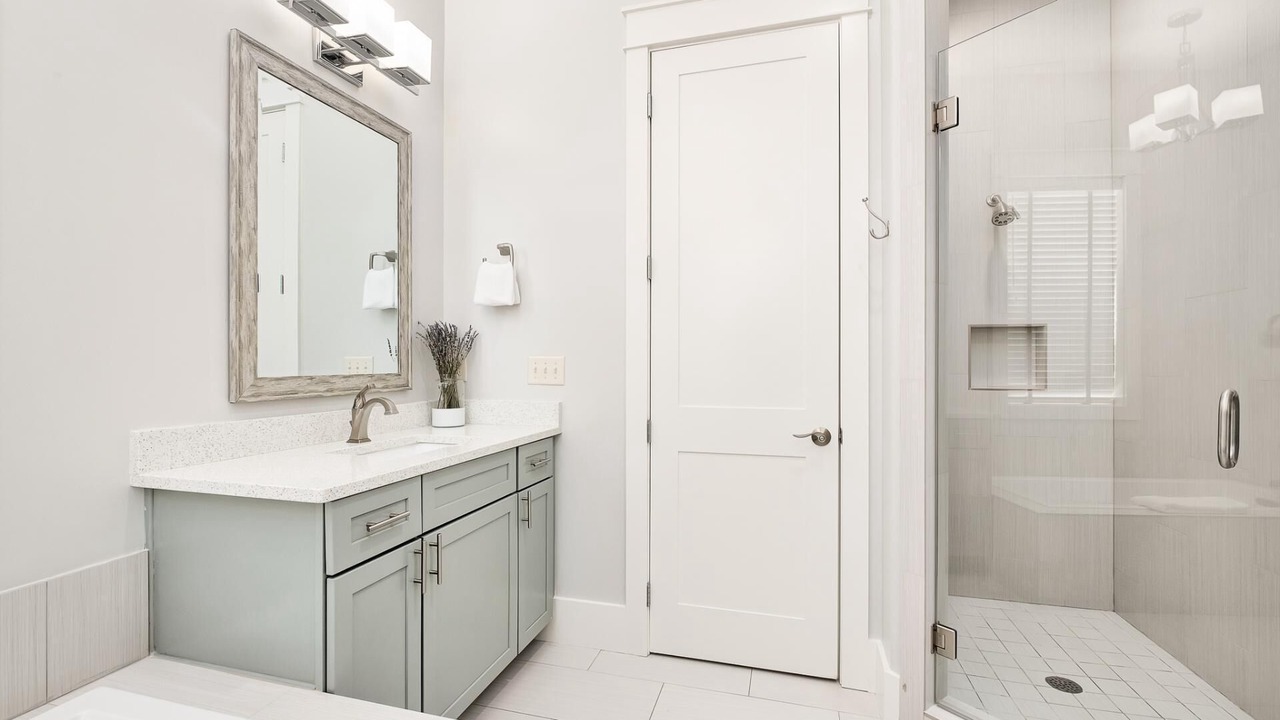 Photo of Bathroom in Tang-O-Mar