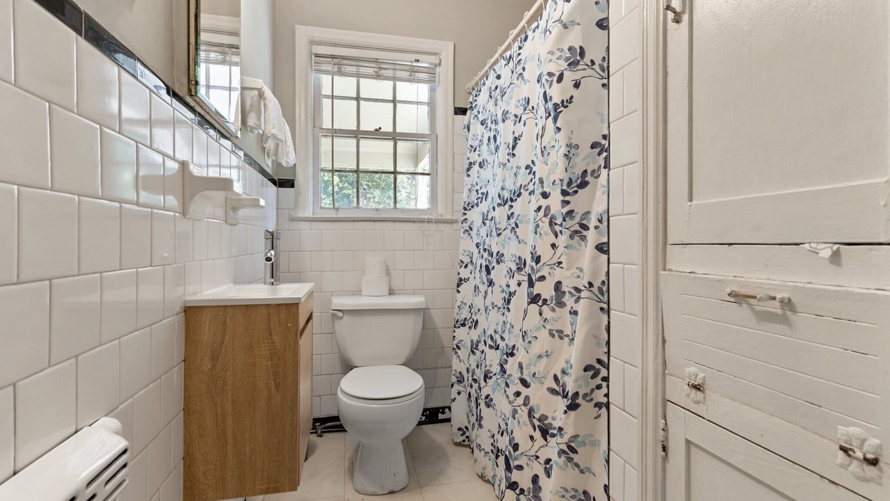 Photo of Bathroom in Montgomery