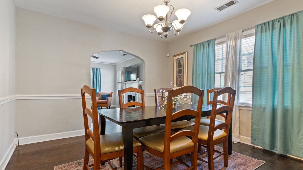 Photo of Livingroom in Montgomery