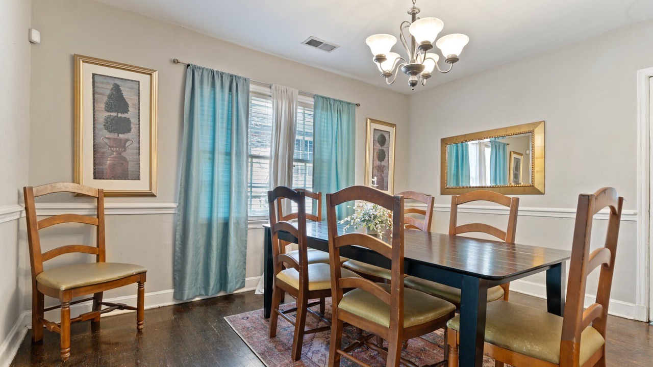 Photo of Livingroom in Montgomery