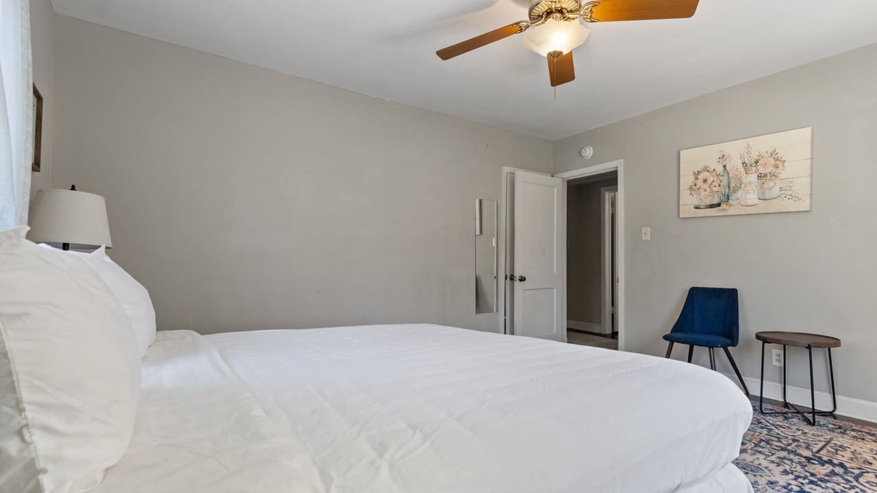 Photo of Bedroom in Montgomery