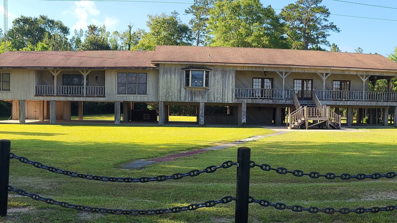 Photo of Others in Poplarville