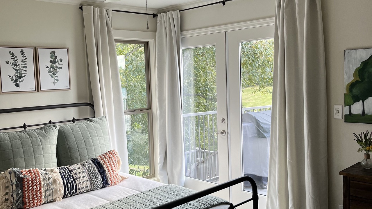 Photo of Bedroom in Northport