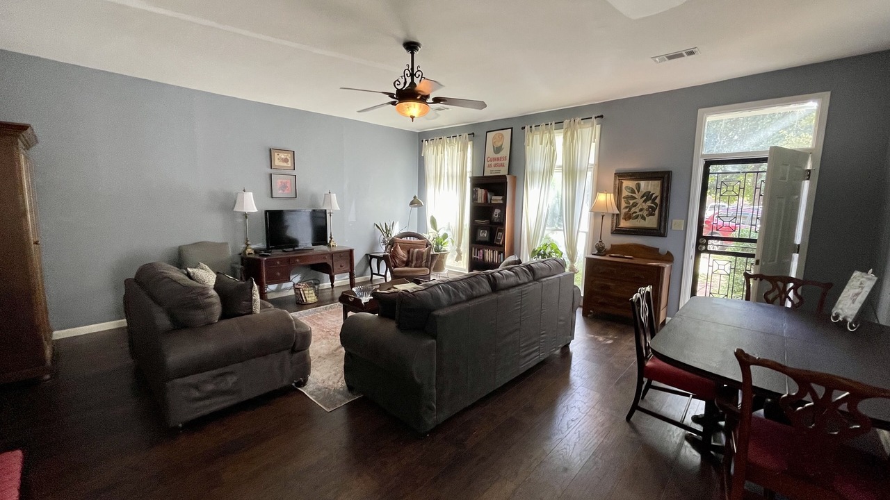 Photo of Livingroom in Druid City