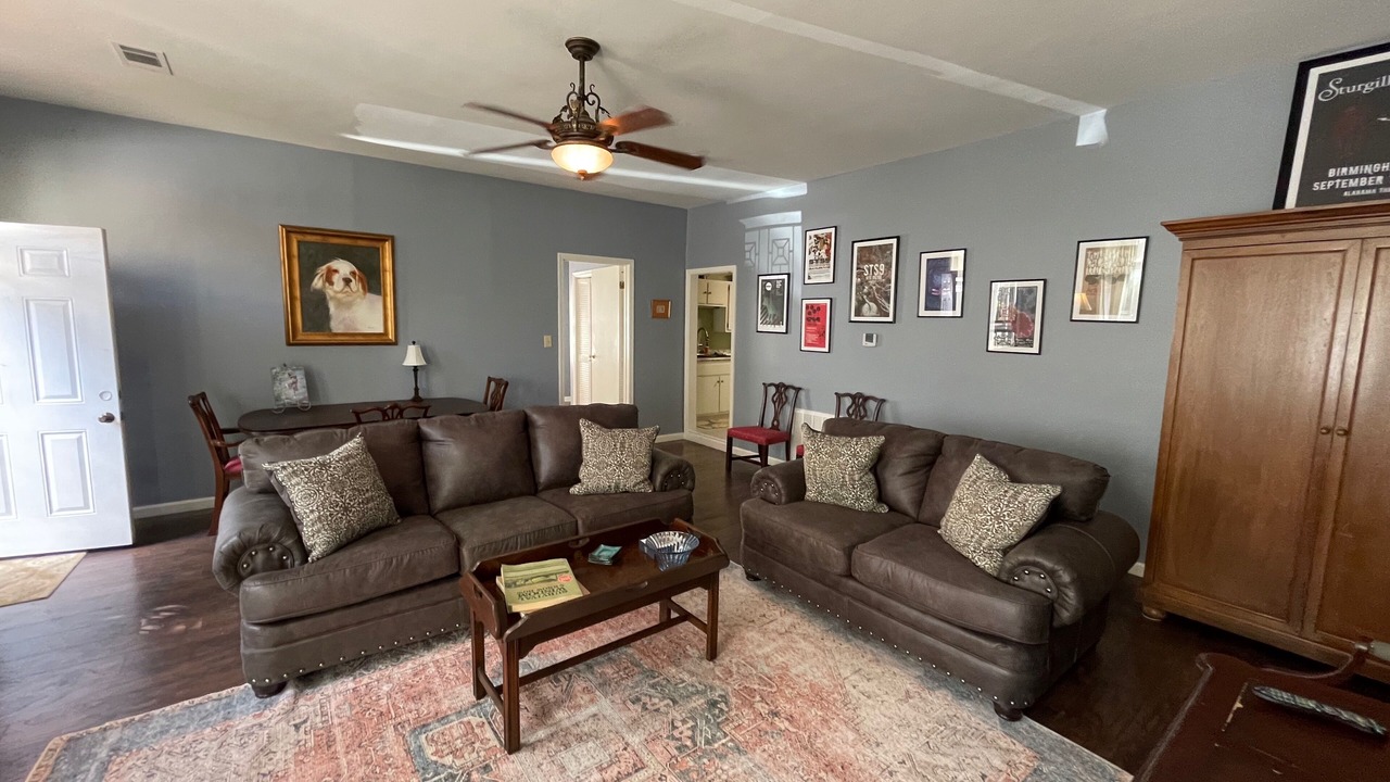 Photo of Livingroom in Druid City