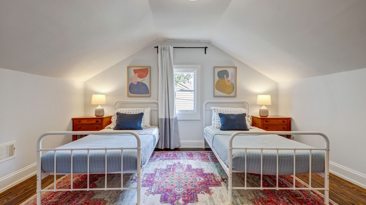 Photo of Bedroom in East Lake