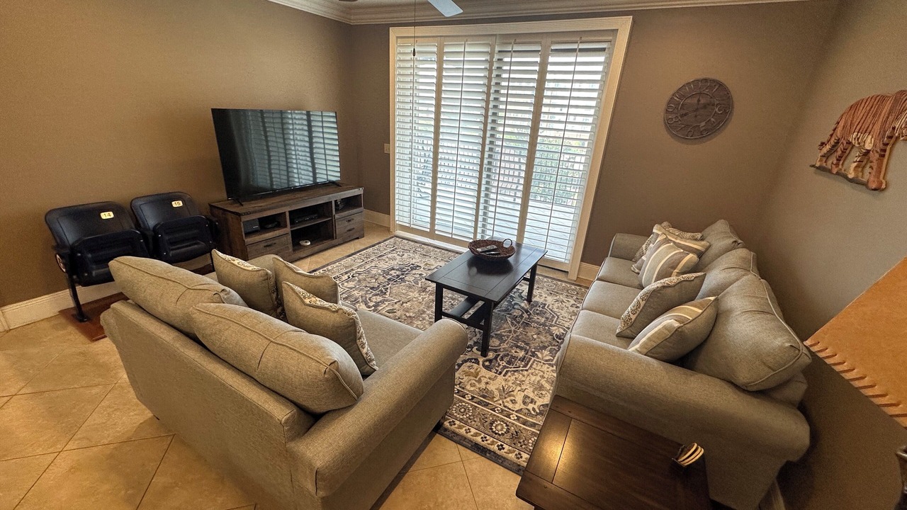 Photo of Livingroom in Auburn