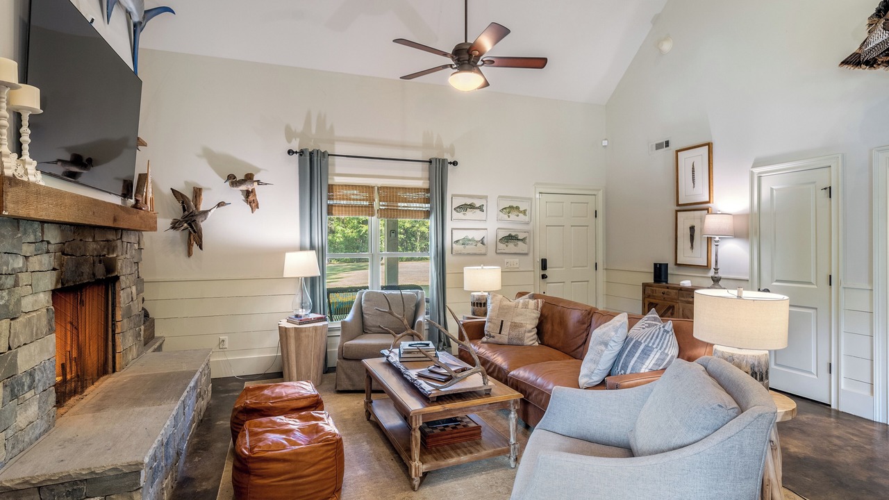 Photo of Livingroom in Clinton