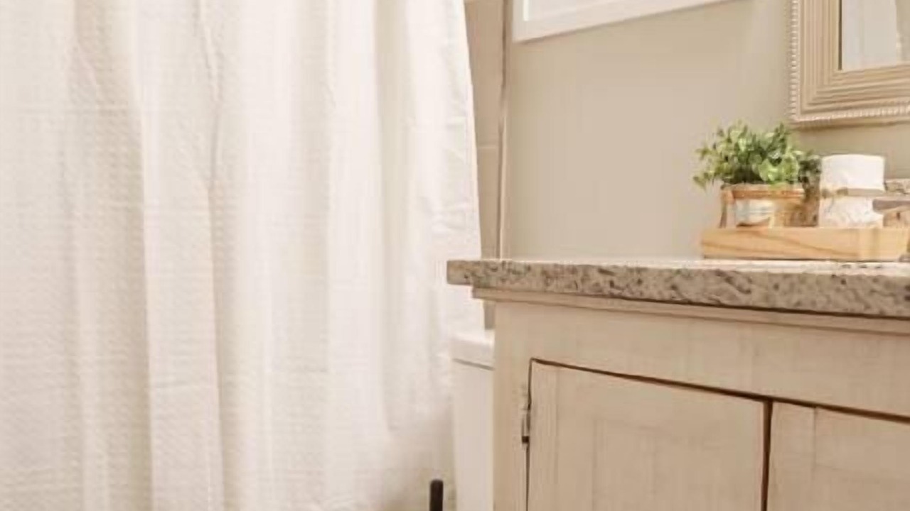 Photo of Bathroom in Dauphin Island