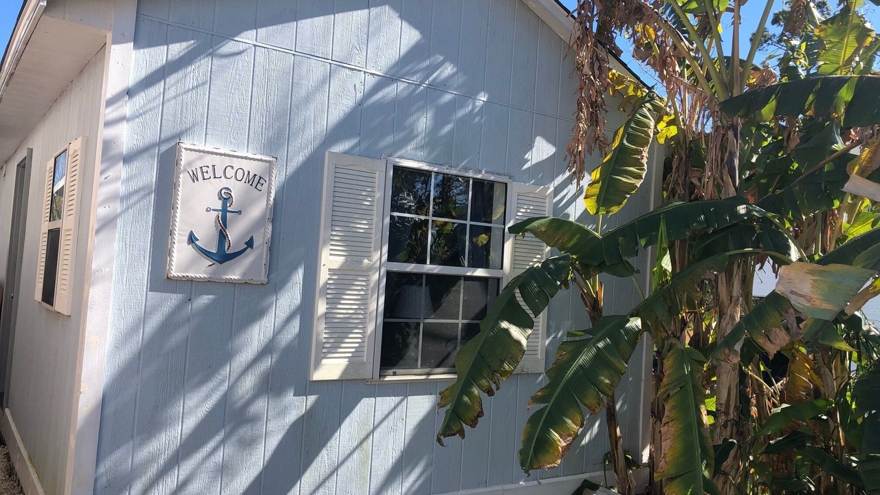 Photo of Outdoor in Innerarity Point