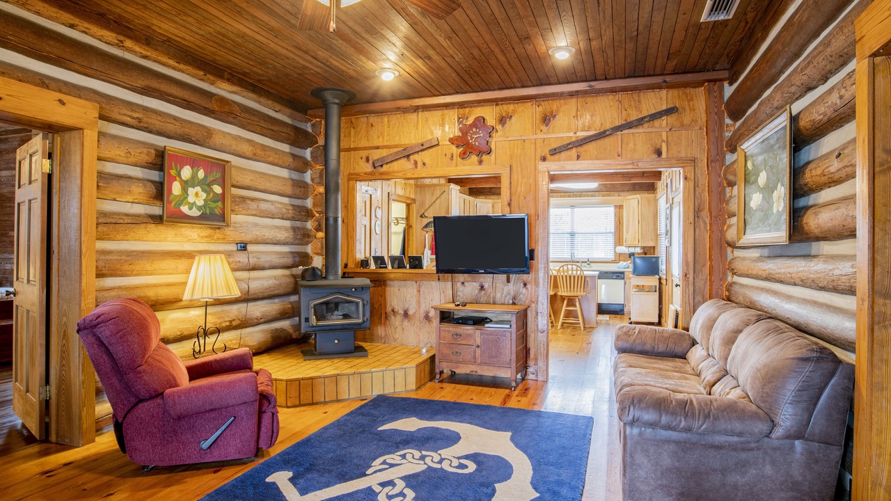 Photo of Livingroom in Foley