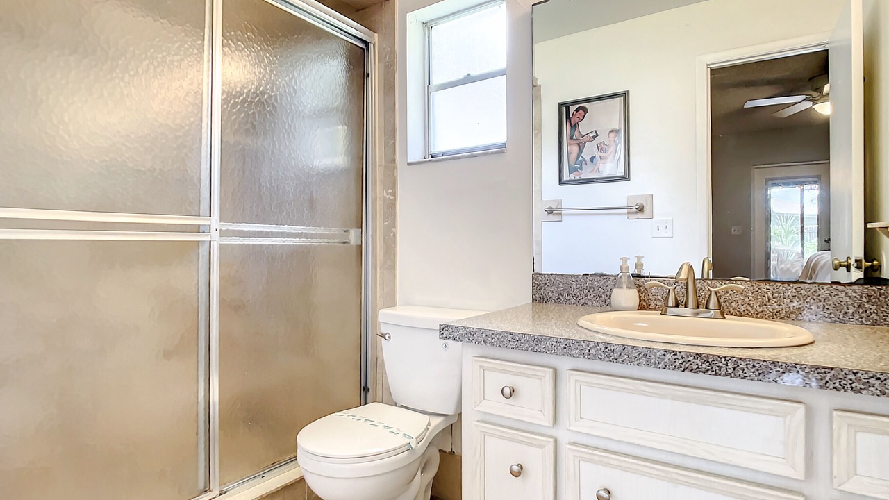 Photo of Bathroom in Port Orange