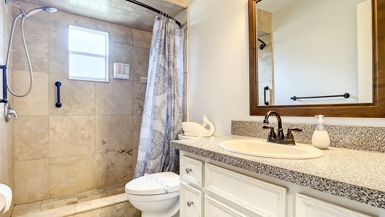 Photo of Bathroom in Port Orange