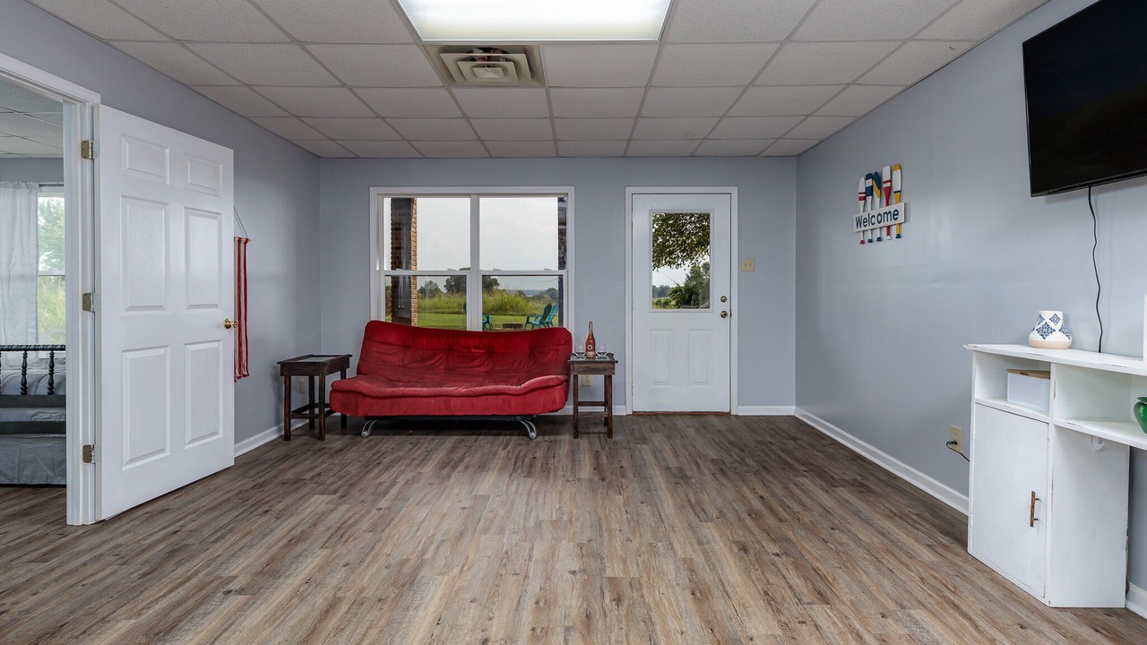 Photo of Livingroom in Rogersville