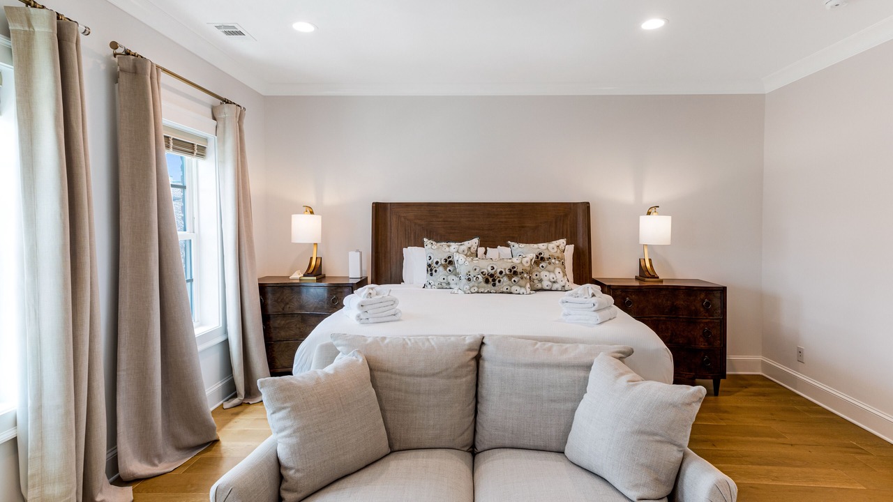 Photo of Bedroom in Hitch Village - Fred Wessels Homes