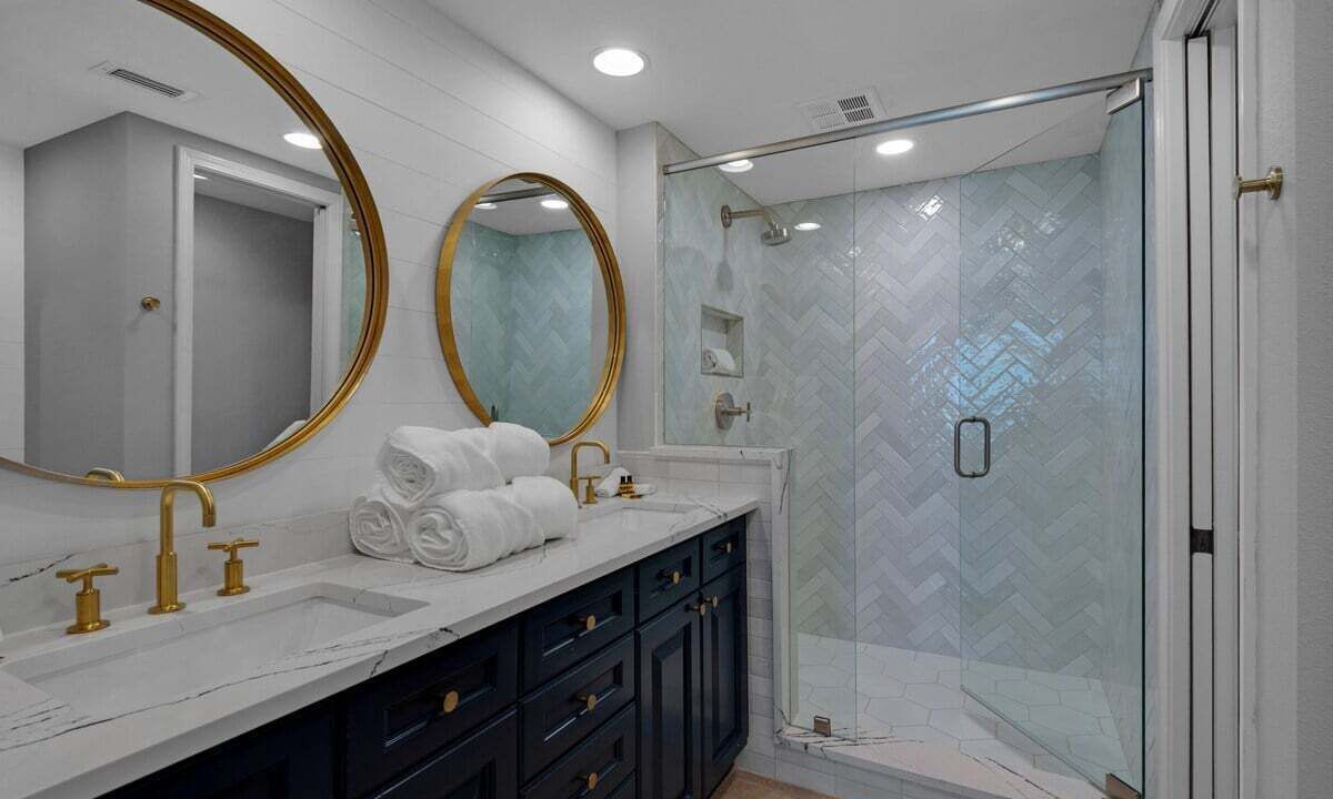Photo of Bathroom in Pensacola Beach