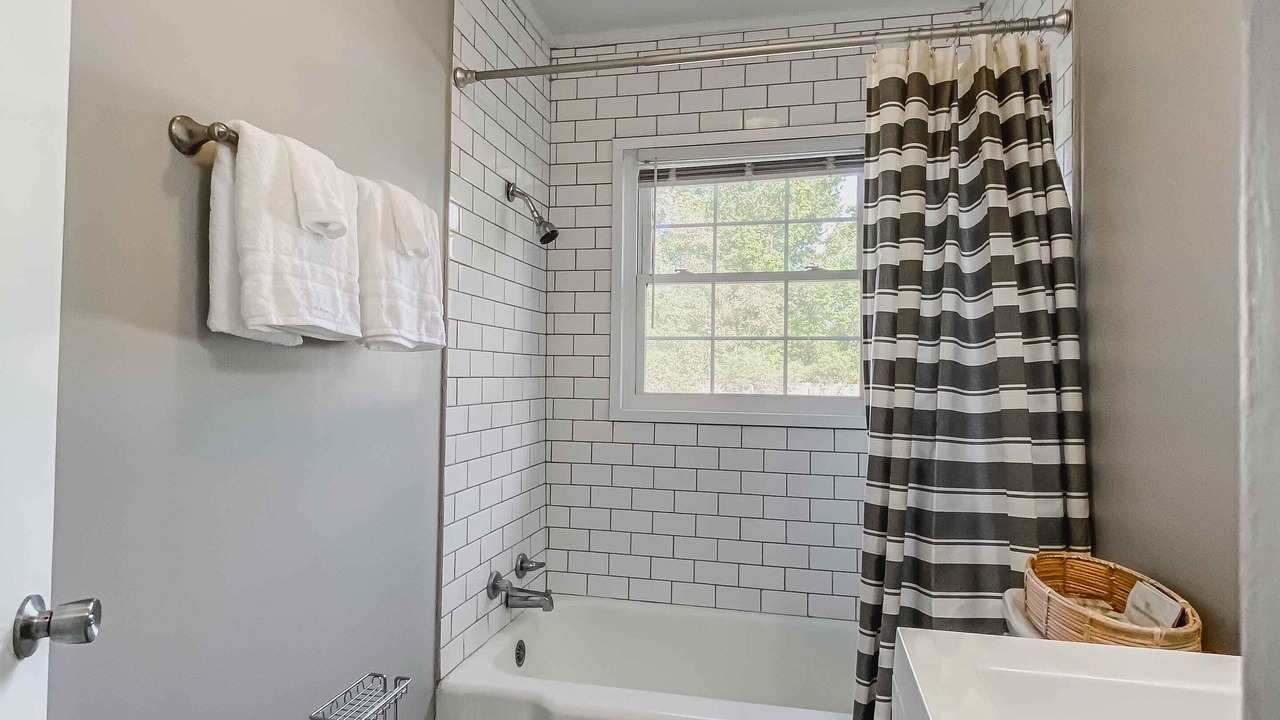 Photo of Bathroom in Hattiesburg