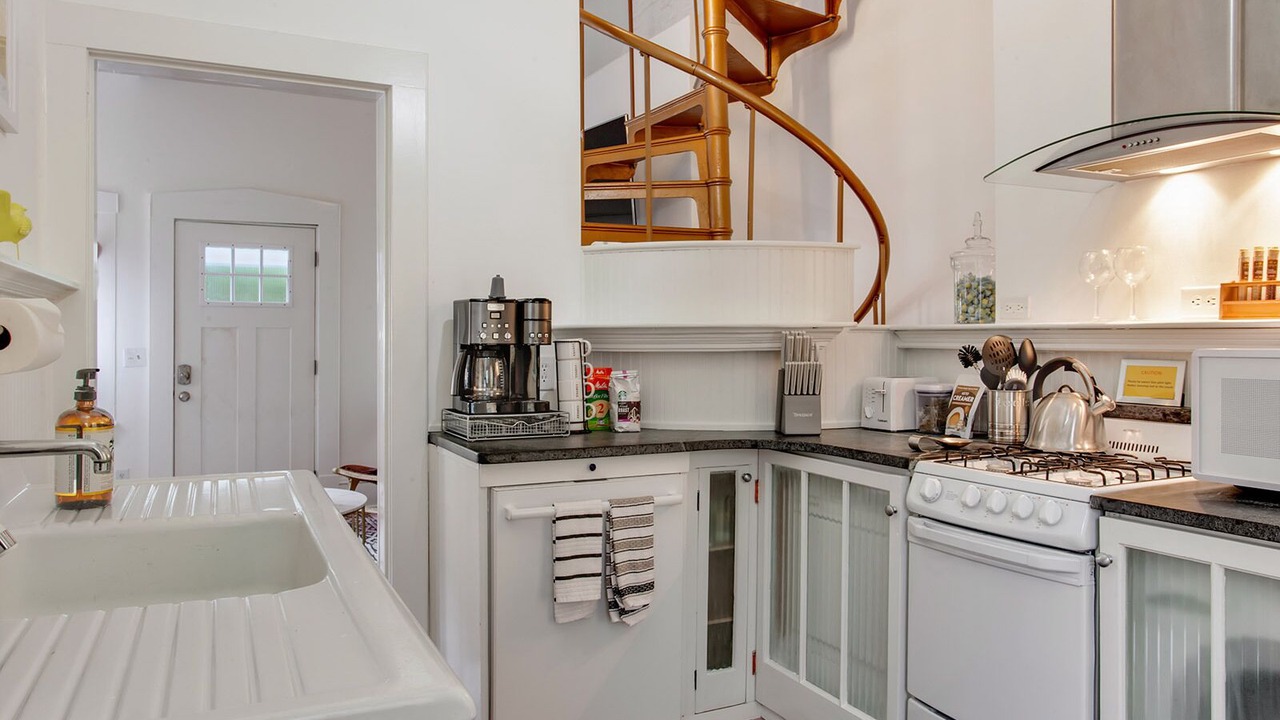 Photo of Kitchen in Historic Downtown Savannah