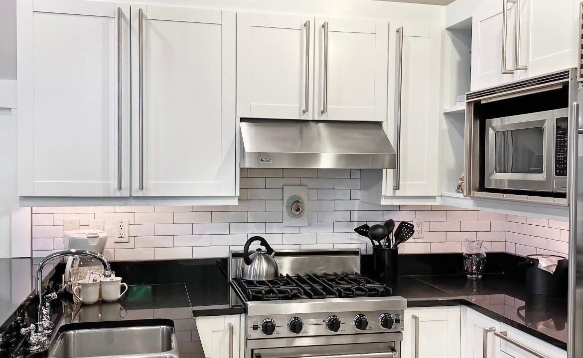 Photo of Kitchen in Baytowne Wharf