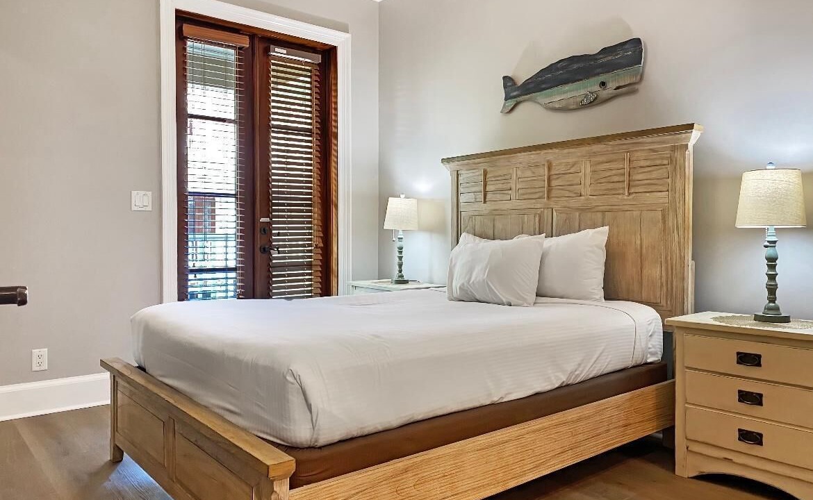 Photo of Bedroom in Baytowne Wharf