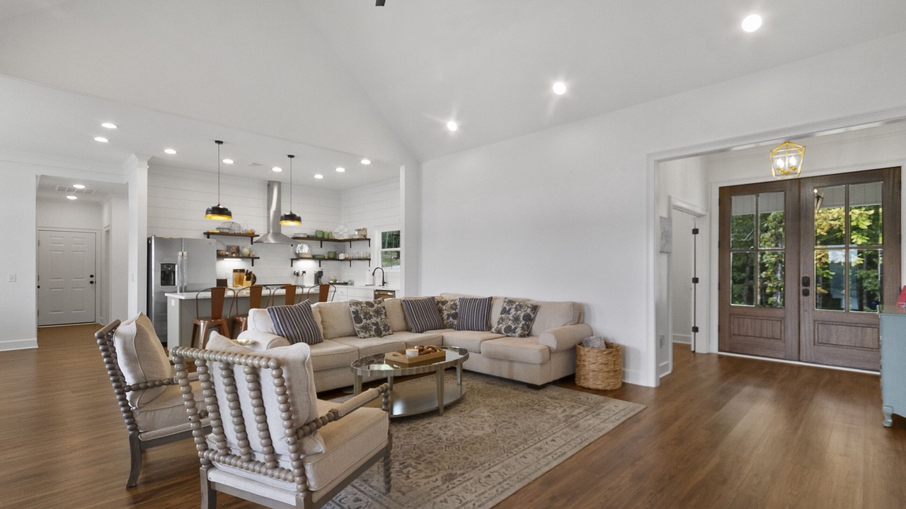 Photo of Livingroom in Northport