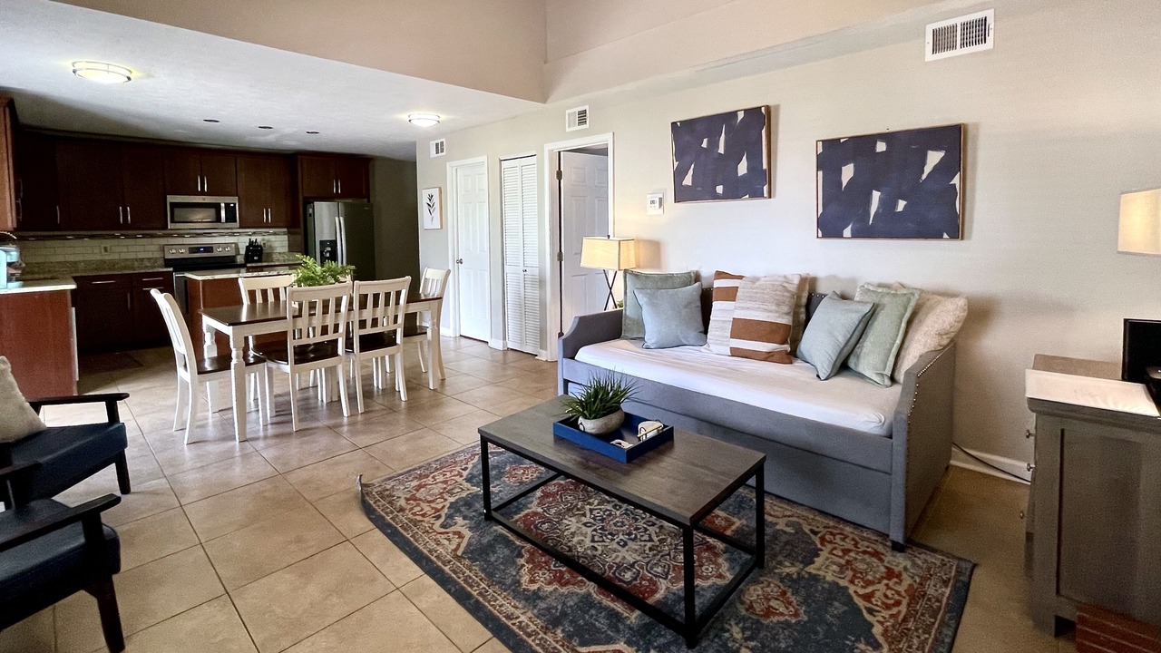 Photo of Livingroom in Auburn