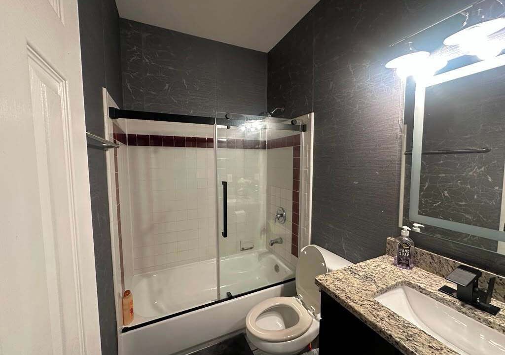 Photo of Bathroom in Southwestern