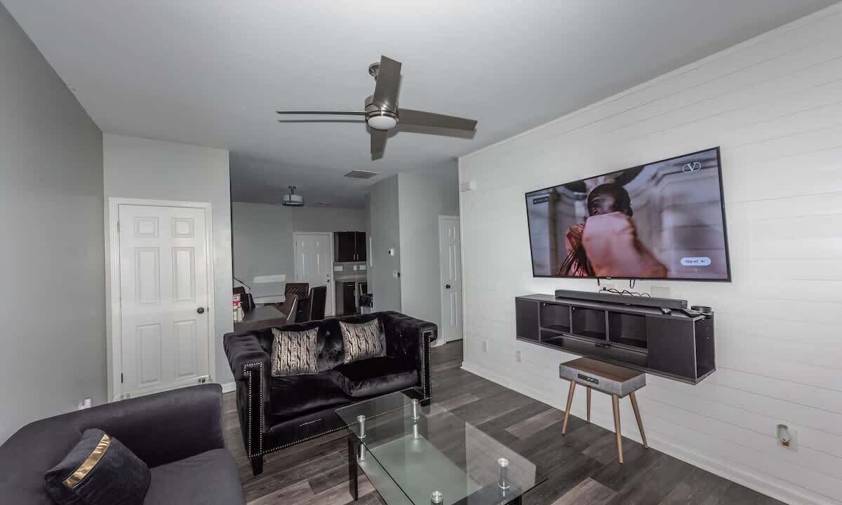 Photo of Livingroom in Southwestern