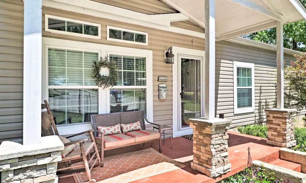 Photo of Patio Balcony in Milledgeville