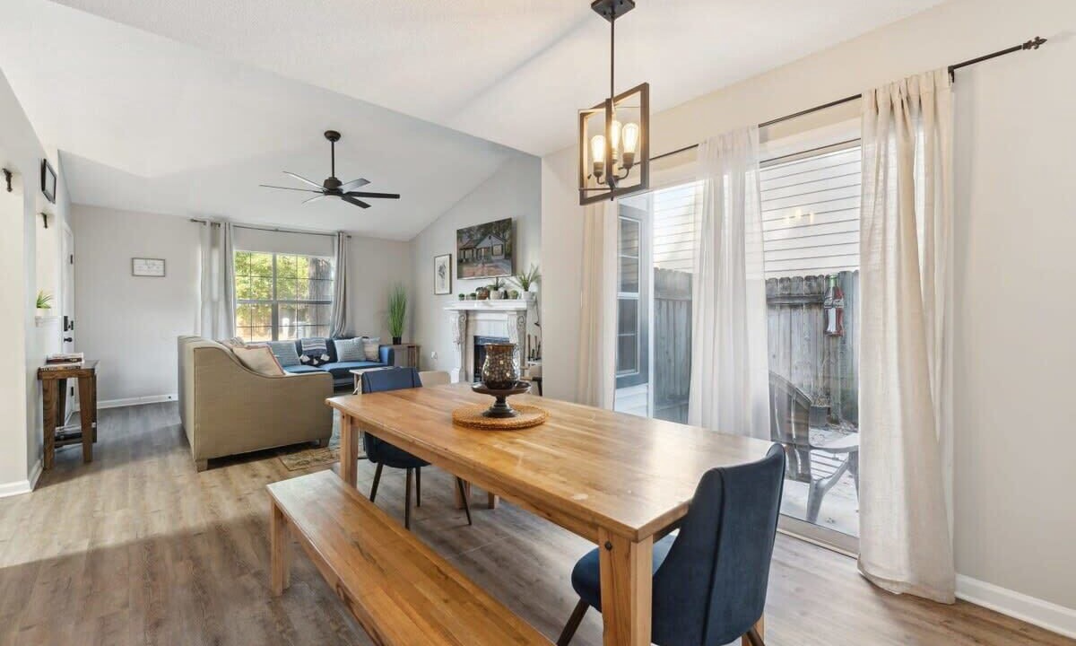 Photo of Bedroom in Savannah