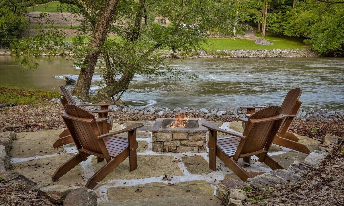 Photo of Others in Ellijay