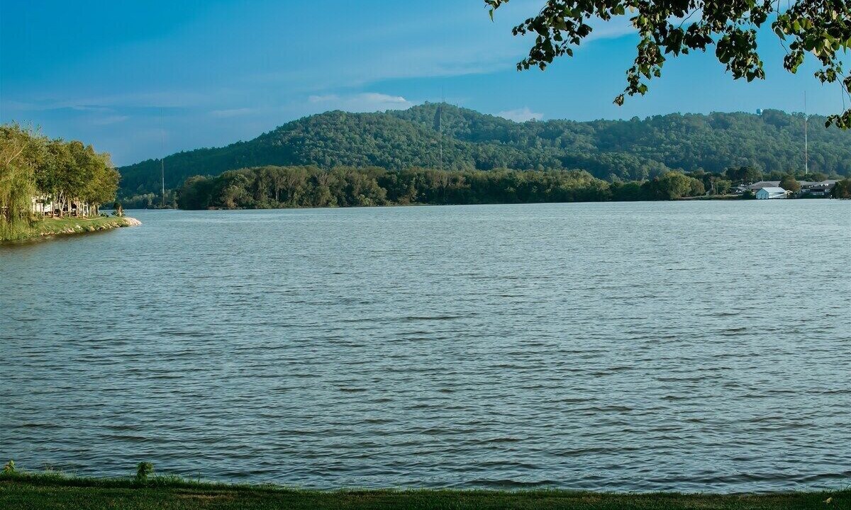Photo of Others in Gadsden