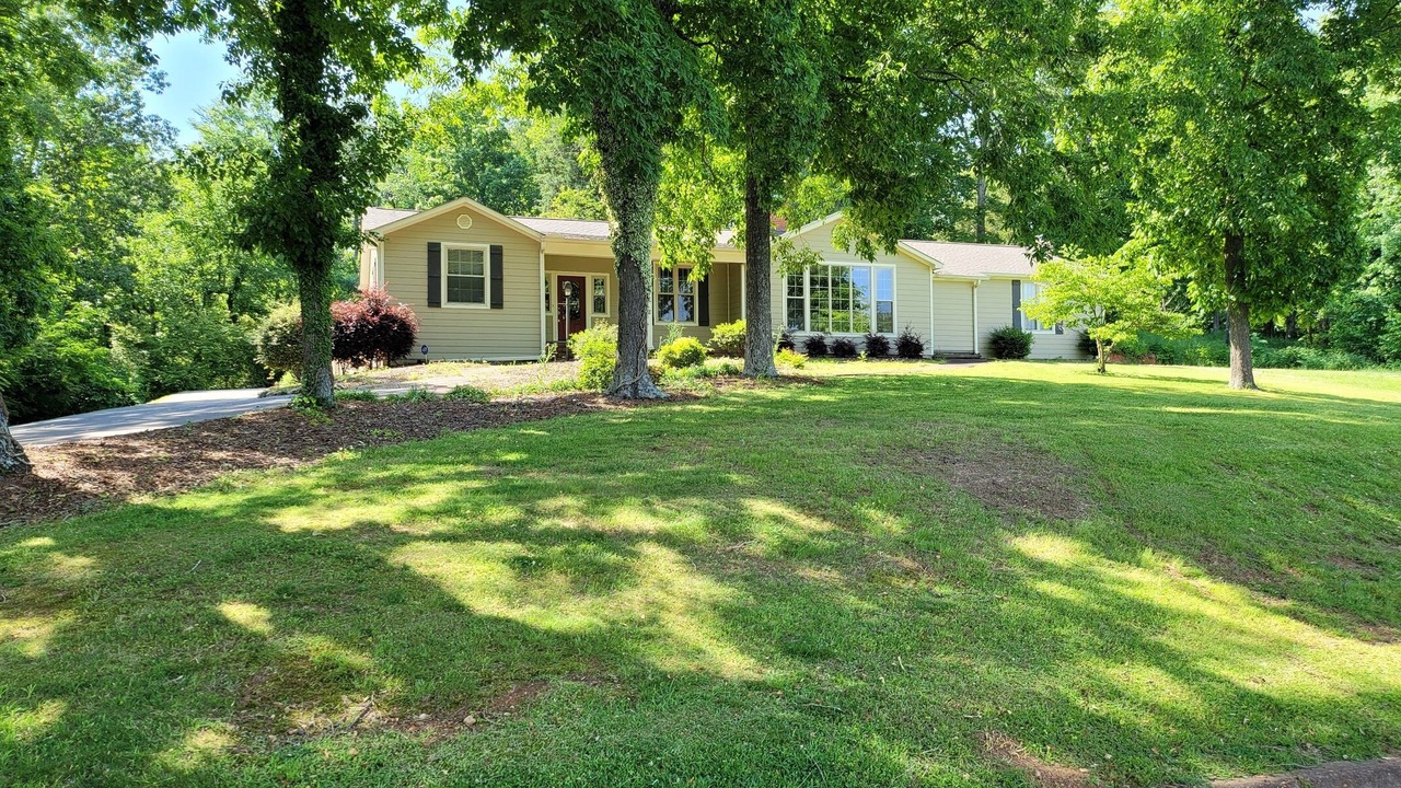 Photo of Outdoor in Guntersville