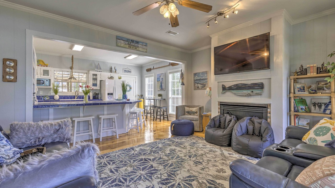 Photo of Bedroom in Dauphin Island