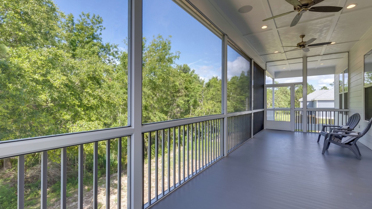 Photo of Patio Balcony in Waveland