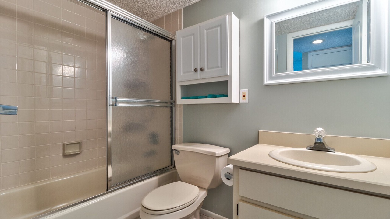 Photo of Bathroom in Ocean Breeze Circle