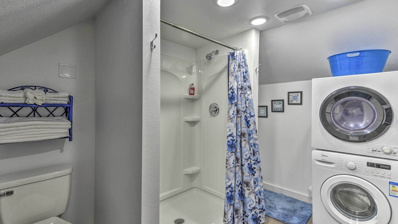 Photo of Bathroom in Crescent City