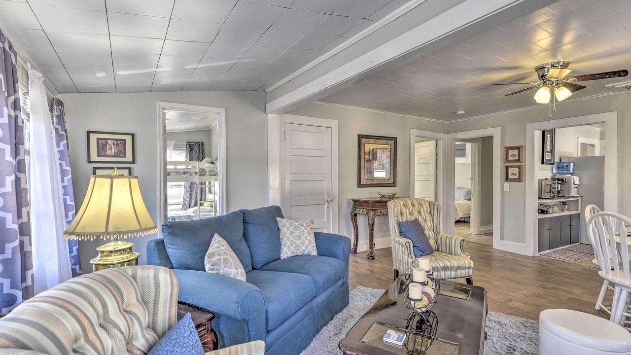 Photo of Bedroom in Crescent City