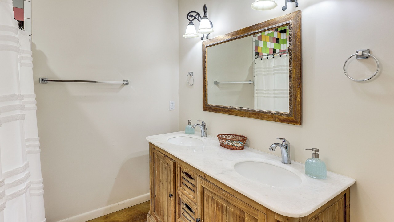 Photo of Bathroom in Jacksons' Gap