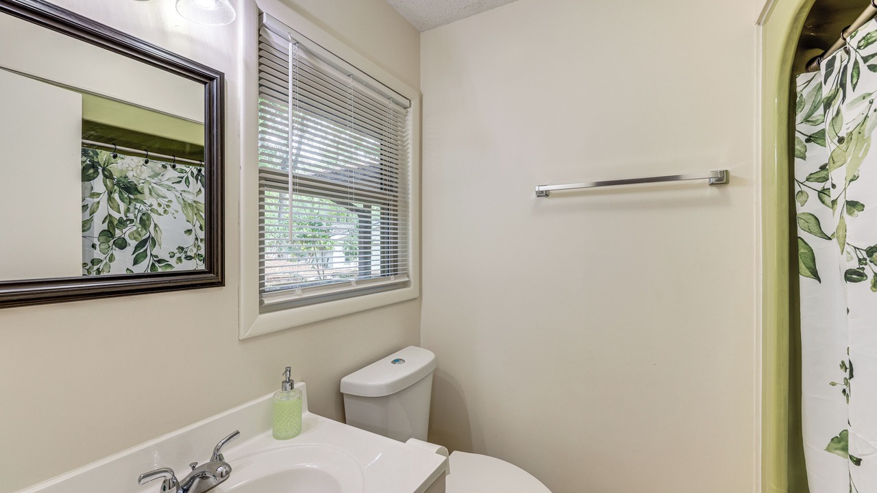 Photo of Bathroom in Jacksons' Gap