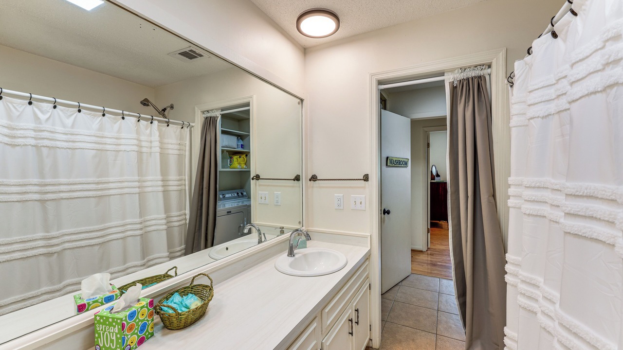 Photo of Bathroom in Jacksons' Gap
