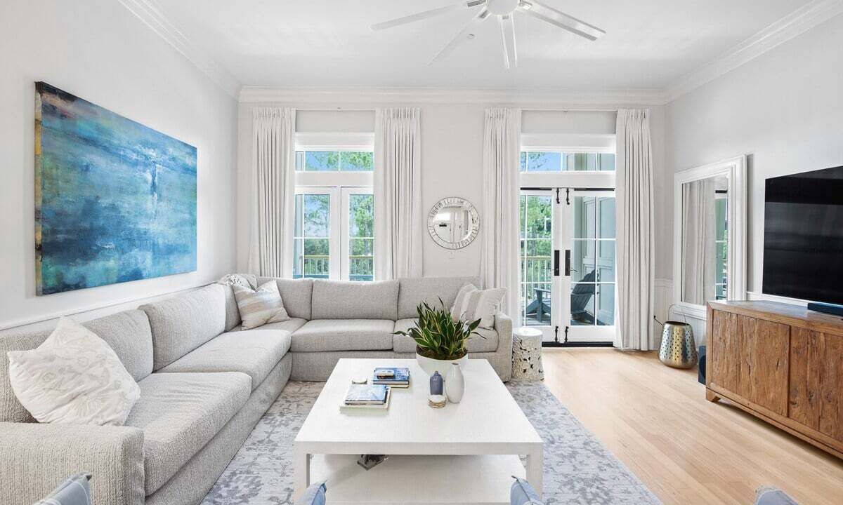 Photo of Livingroom in Beach District