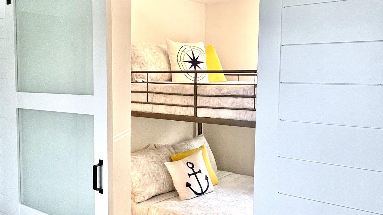 Photo of Bedroom in Norton Shores