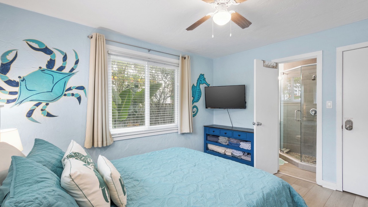 Photo of Bedroom in South Peninsula Historic District