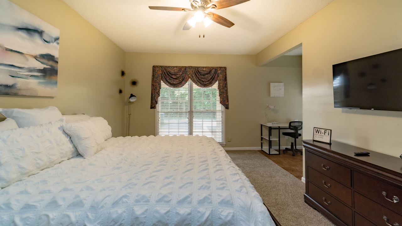 Photo of Bedroom in Montgomery