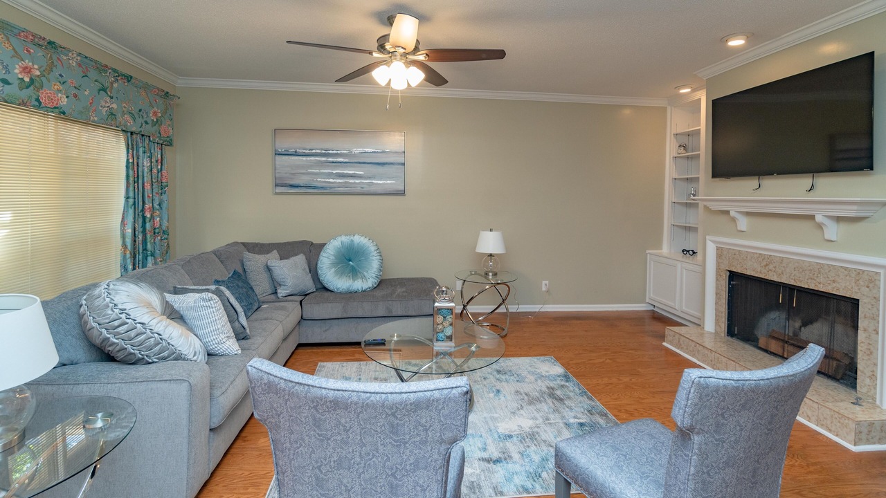 Photo of Livingroom in Montgomery