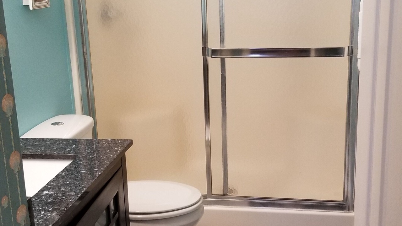 Photo of Bathroom in Gulf Shores