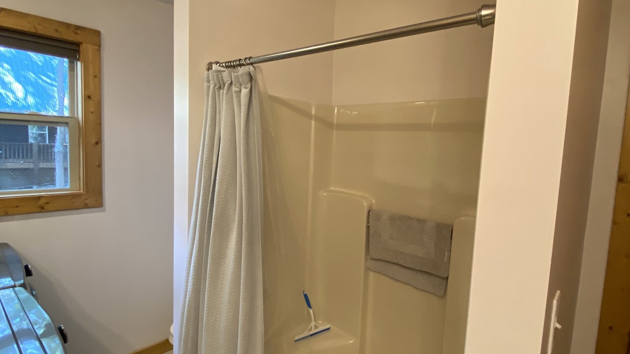 Photo of Bathroom in Gumlog